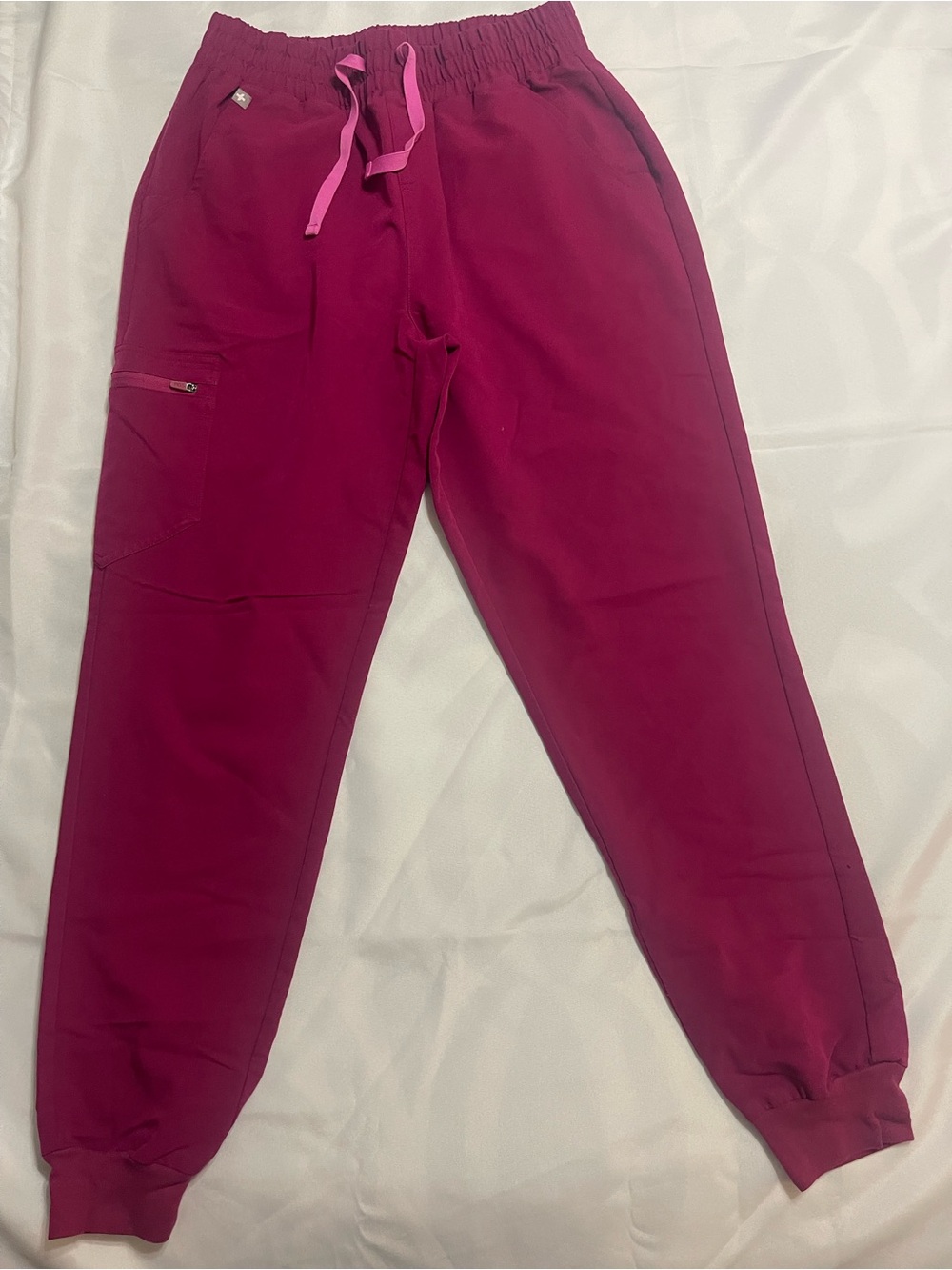 FIGS Zamora High Waisted Jogger Scrub Pants – Dark Magenta – Medium Regular